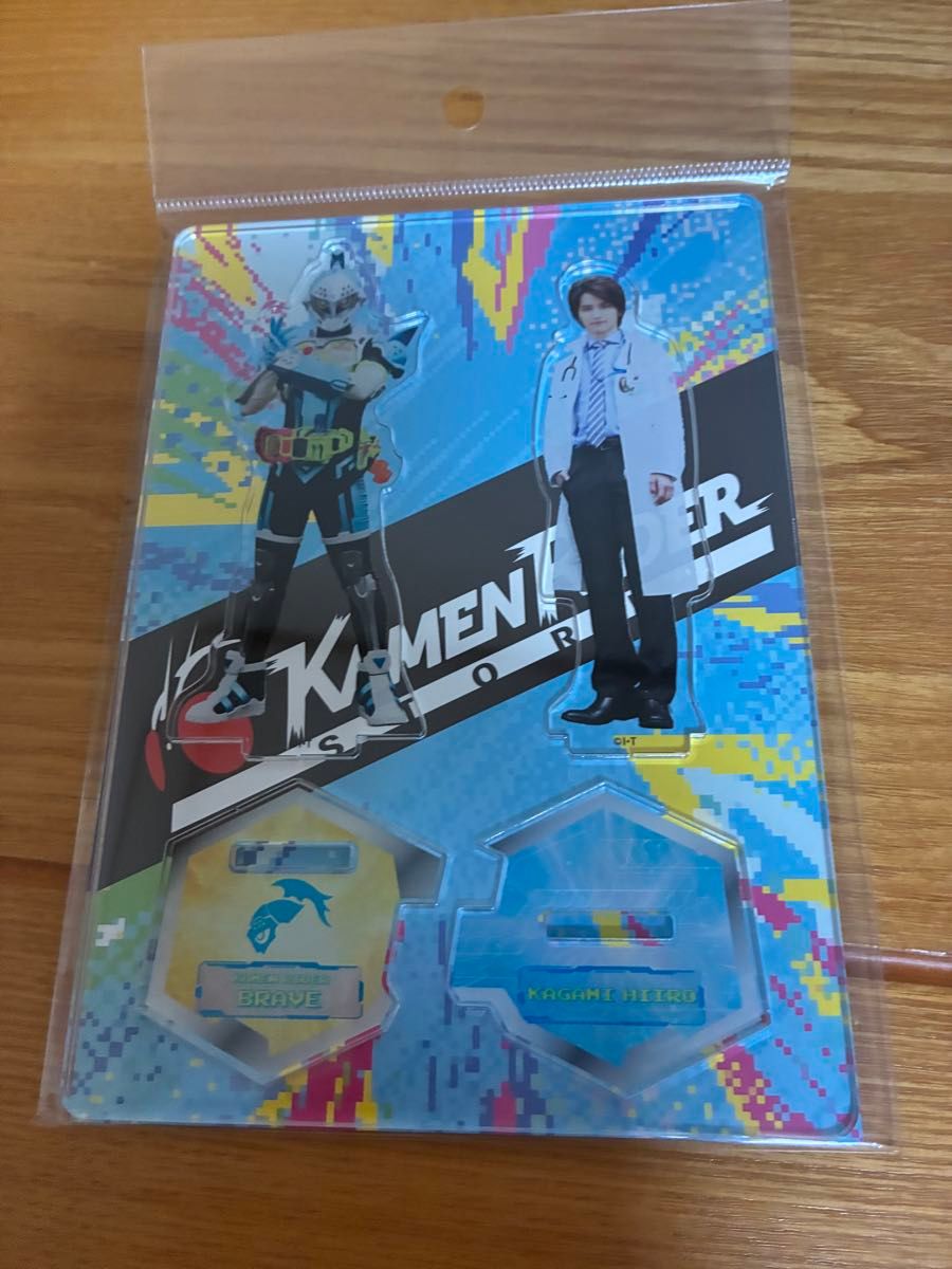 仮面ライダーエグゼイド アクリルスタンド 仮面ライダーブレイブ 鏡飛彩二手;物流保障;未使用