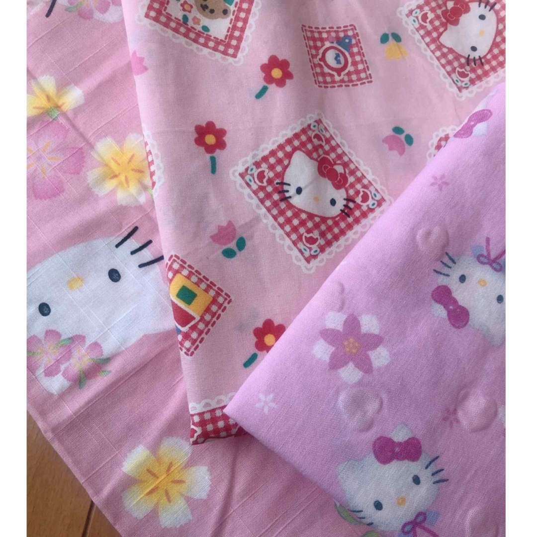 綿生地　ハローキティ　ハギレ②接近未使用