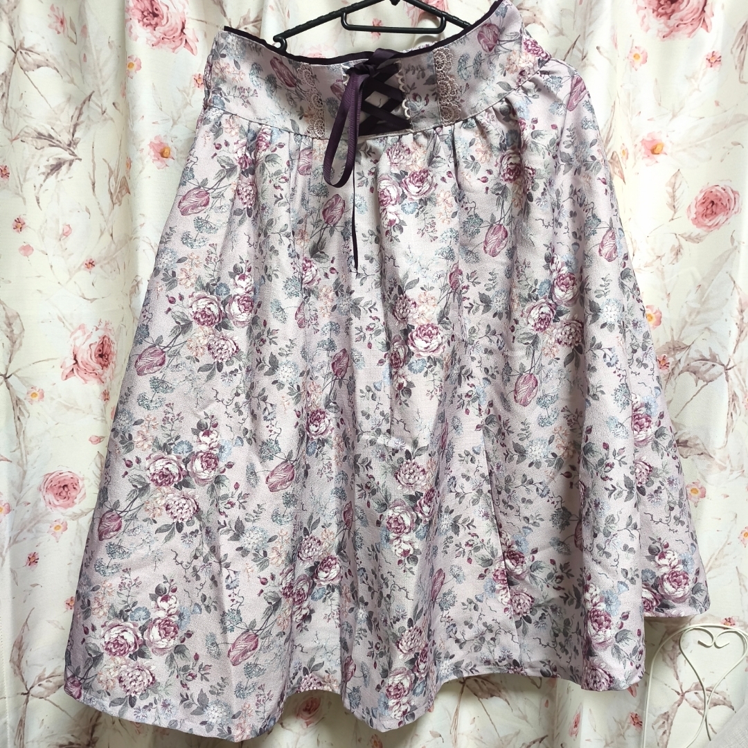 axes　花柄スカート