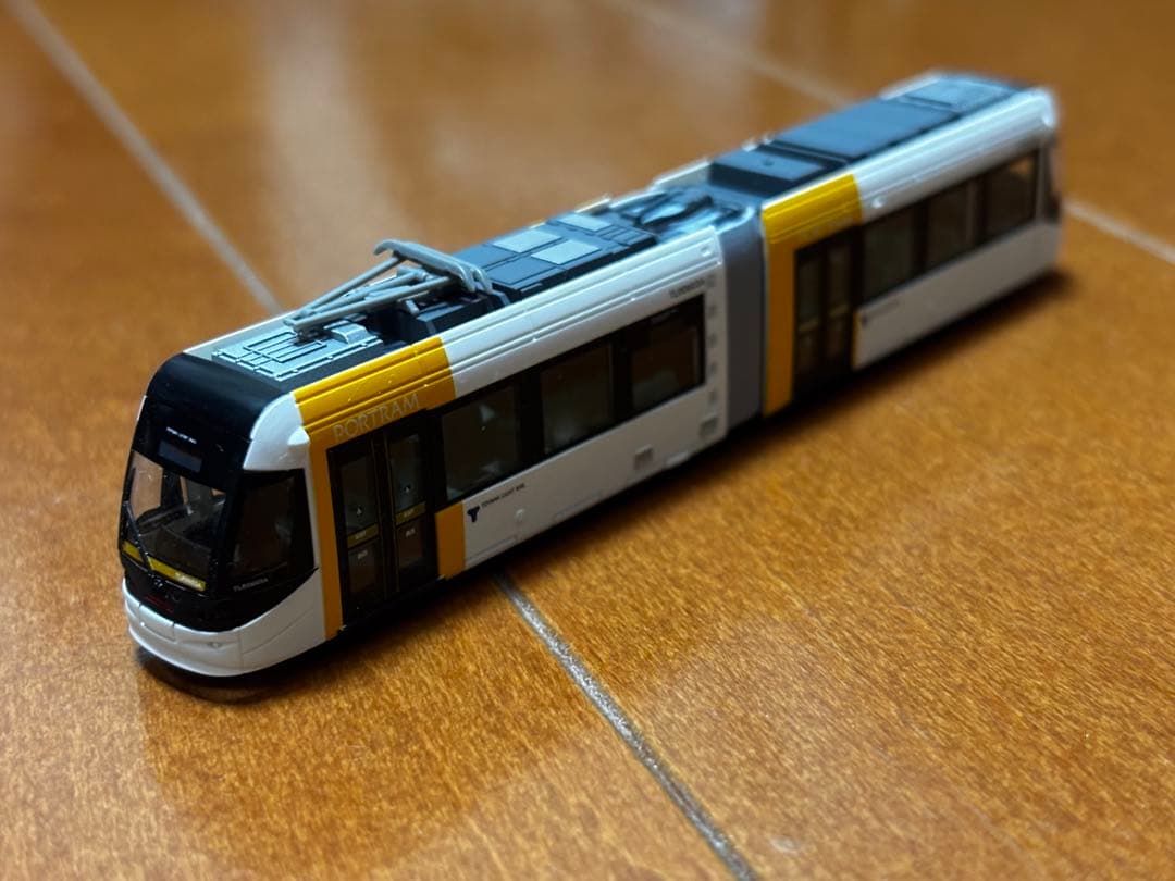 鉄道コレクション　富山ライトレールTOMYTEC;没有明显的损伤或污渍
