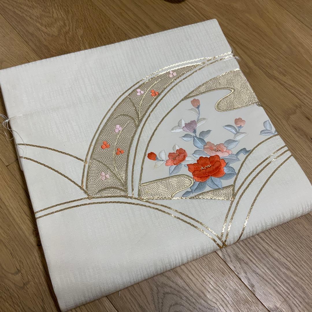 名古屋帯　新品未使用　カジュアル 普段使い 刺繍 花柄 交織