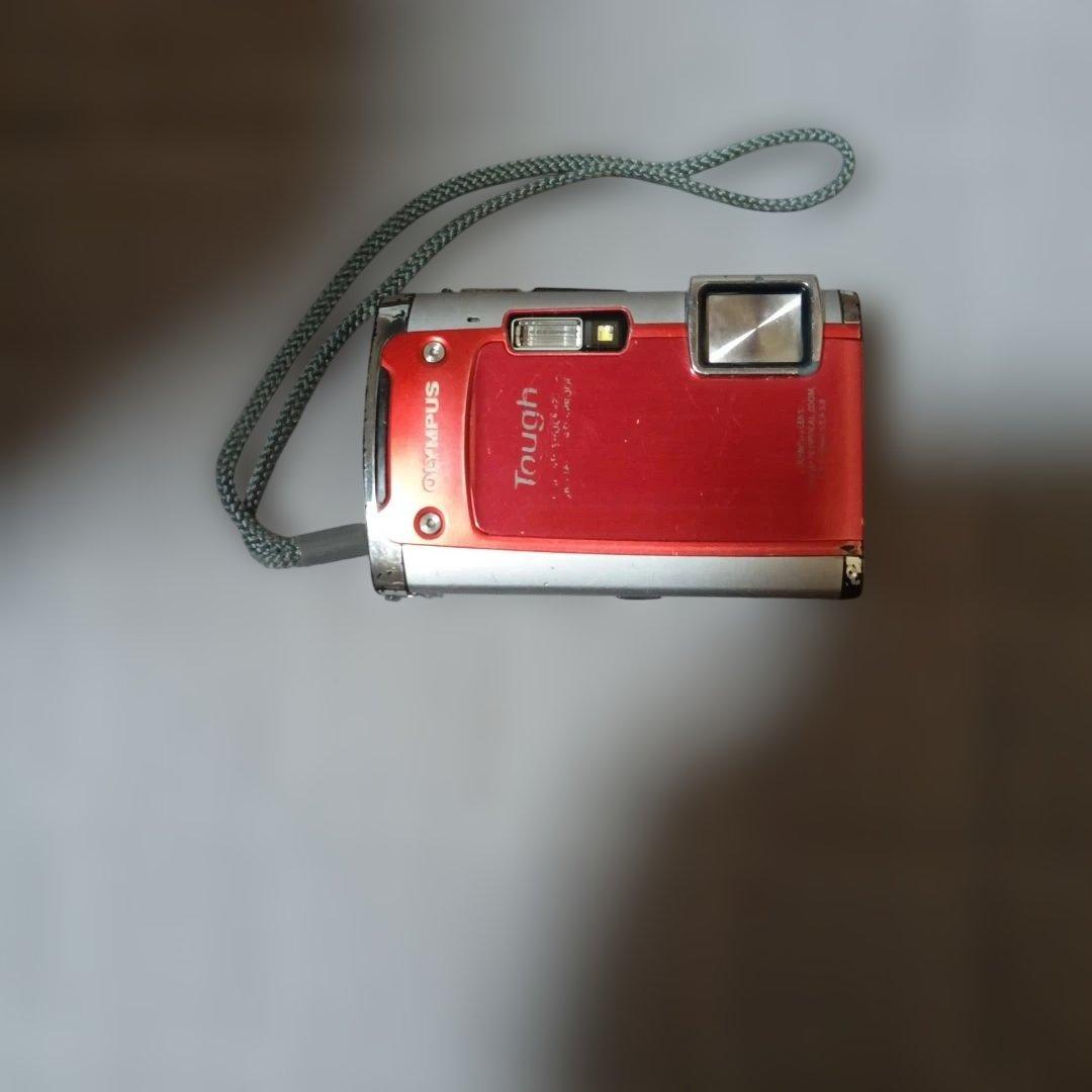 動作確認済 OLYMPUS Tough TG-610 本体 蓋無し ジャンク扱整体状态不佳