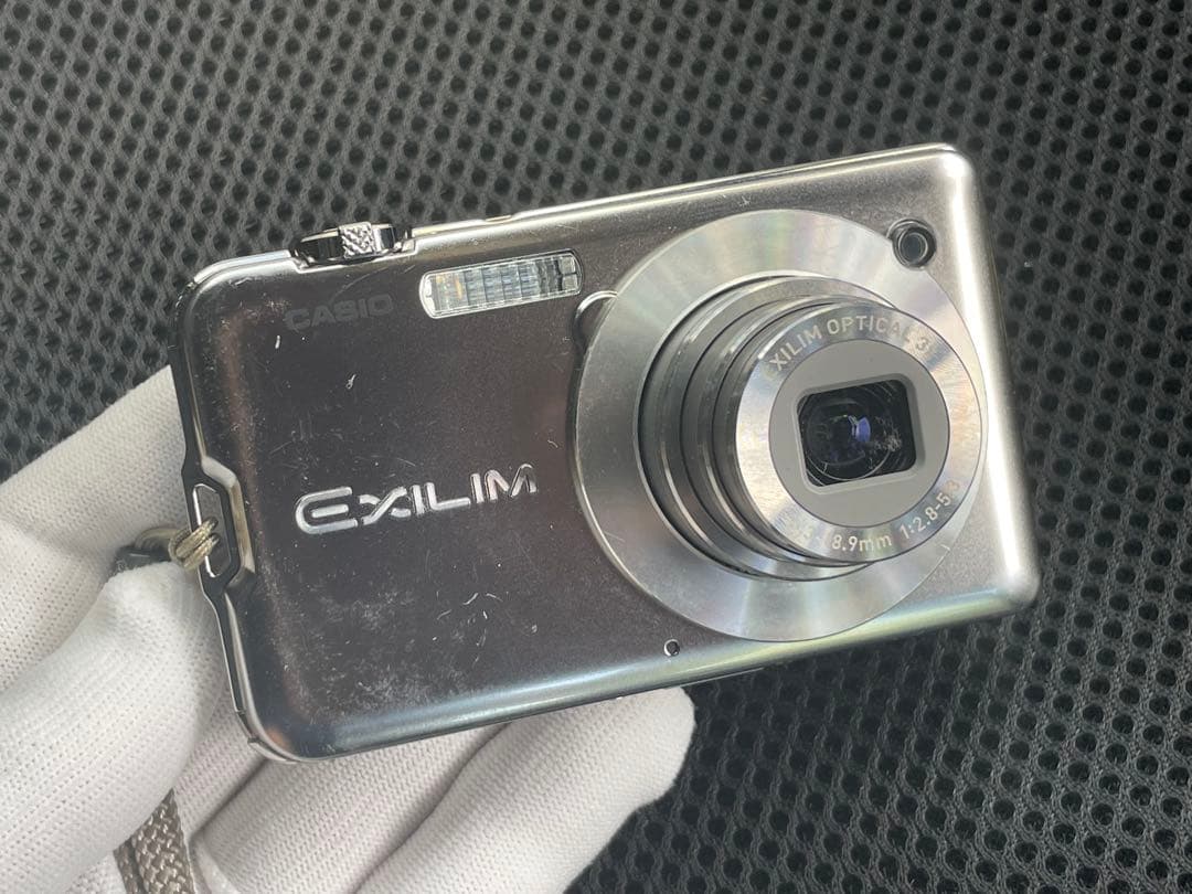 CASIO EXILIM EX-S10 コンパクトデジタルカメラ 中古品
