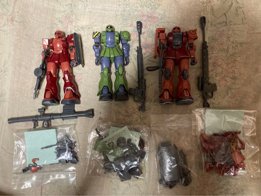 ガンプラ　完成品　ザクI 旧ザク　オリジン　3体セット　HG 1/144没有明显的损伤或污渍
