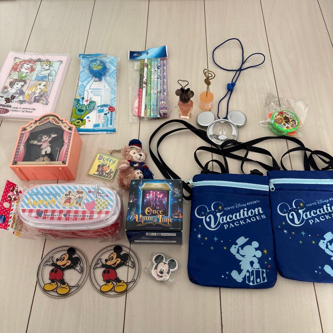 ディズニー　バケーションパッケージ　弁当　コースター 文房具　貯金箱　セット4没有明显的损伤或污渍