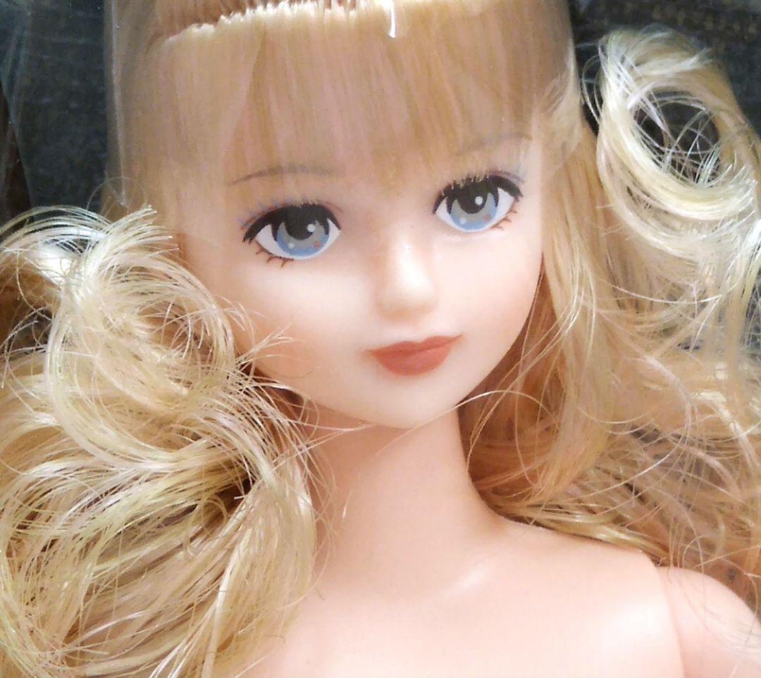 dusty blue eyes シオン おたのしみドール リカちゃんキャッスル未使用