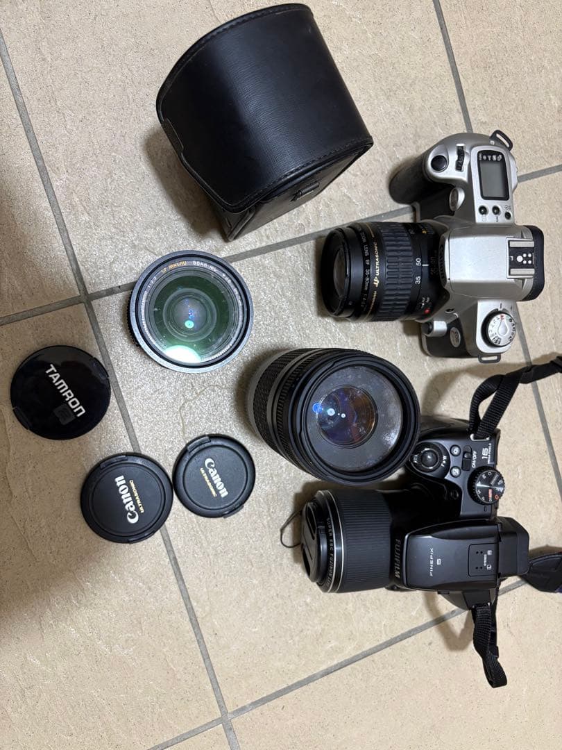 Canon EOS フィルムカメラ & Fujifilm デジタルカメラ セット