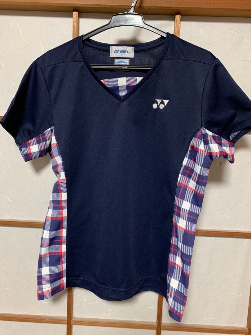 ヨネックス　青シャツ　サイズM