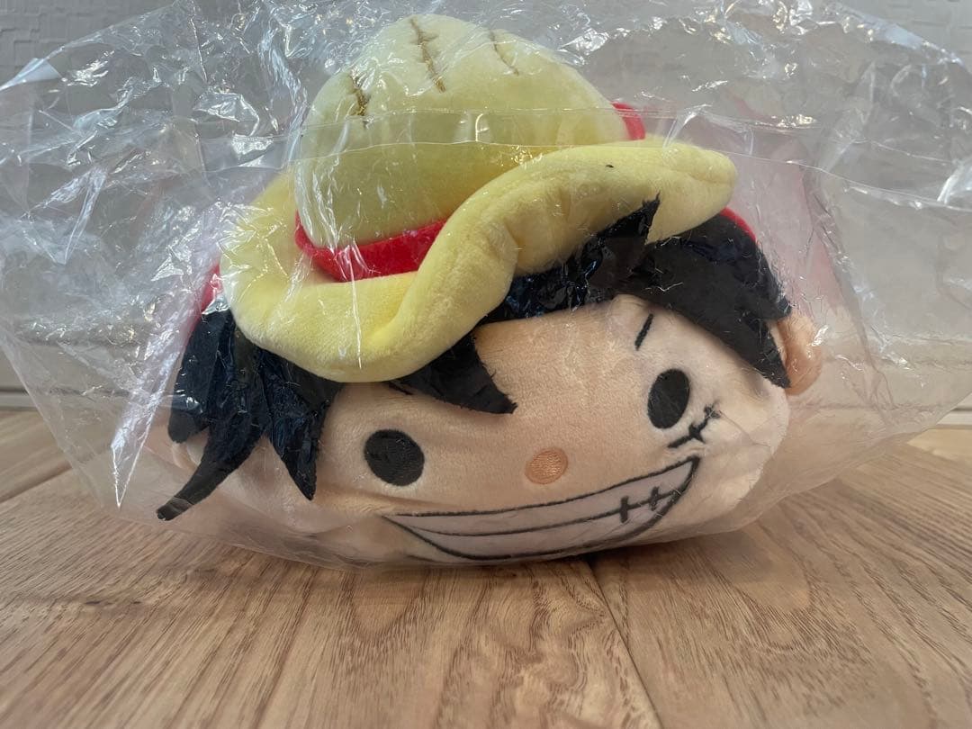 ムギムギクッション　ルフィ未使用