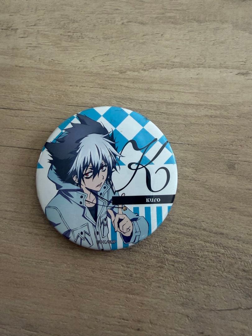 SERVAMP クロ 缶バッジ