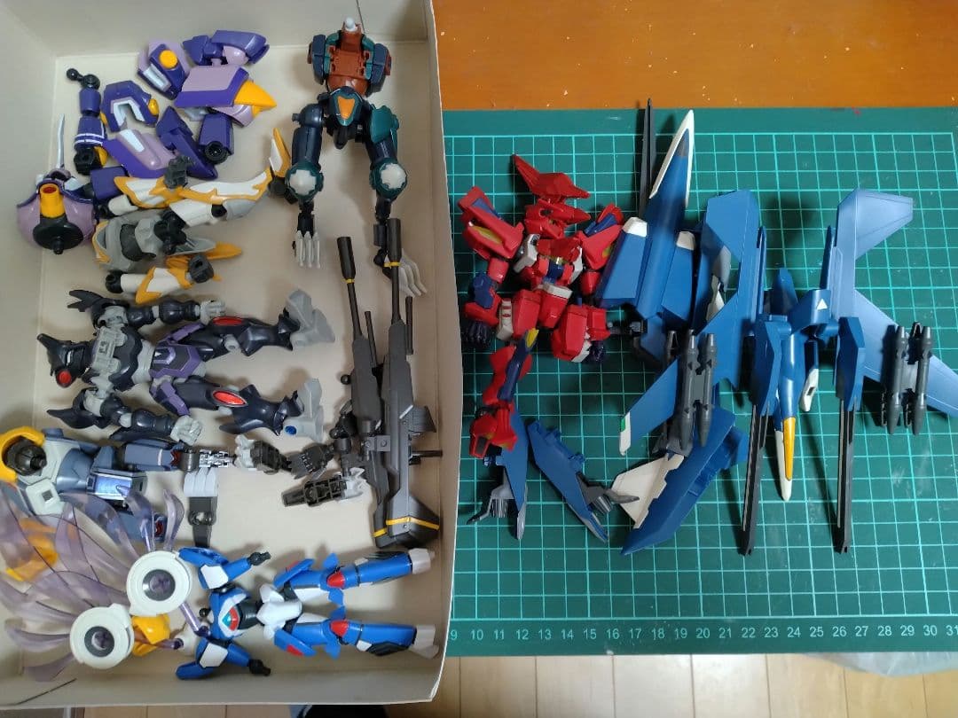 ダンボール戦機　ジャンク　部品取り整体状态不佳