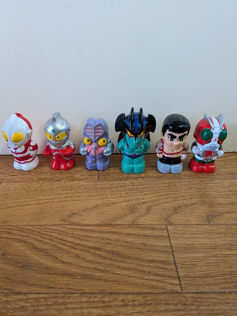 昭和のアニメ特撮ヒーローライターフィギュア接近未使用