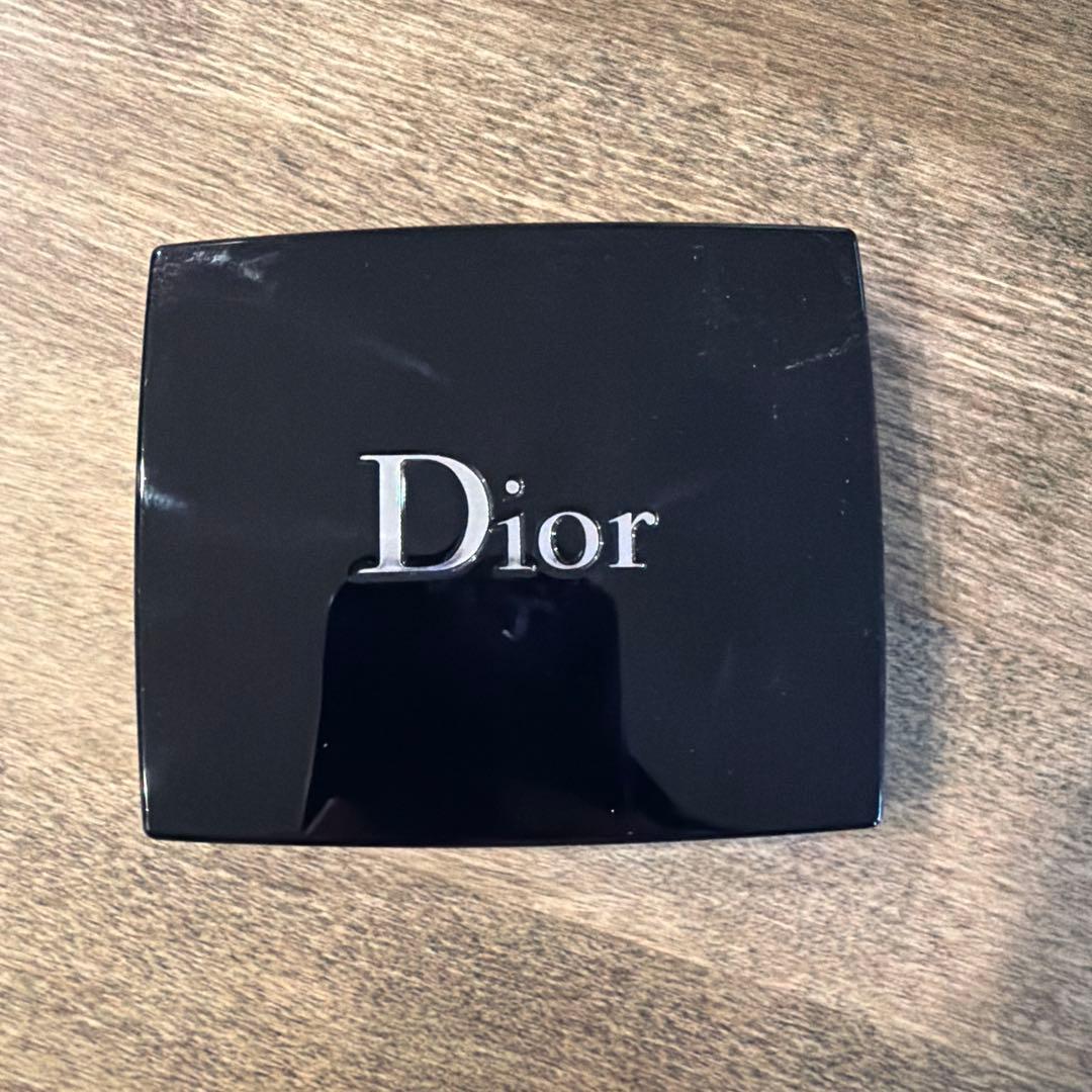 Dior サンク クルール クチュール 879 ルージュ トラファルガーChristian Dior;没有明显的损伤或污渍