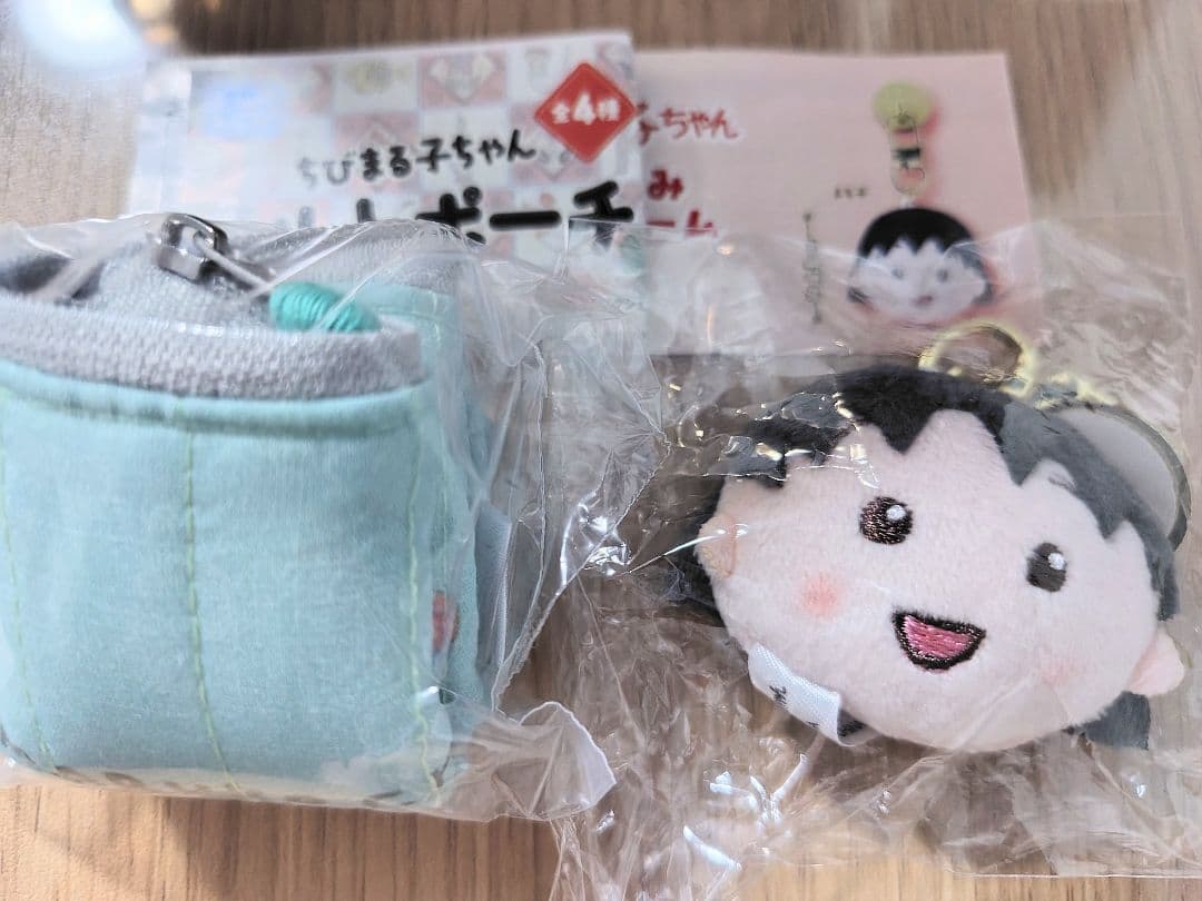 ちびまる子ちゃん　キルトポーチ&ぬいぐるみスマホチャーム