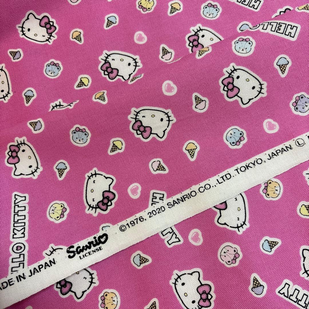 サンリオ　ハローキティ　生地　生地ハギレ　2020年製Sanrio;未使用