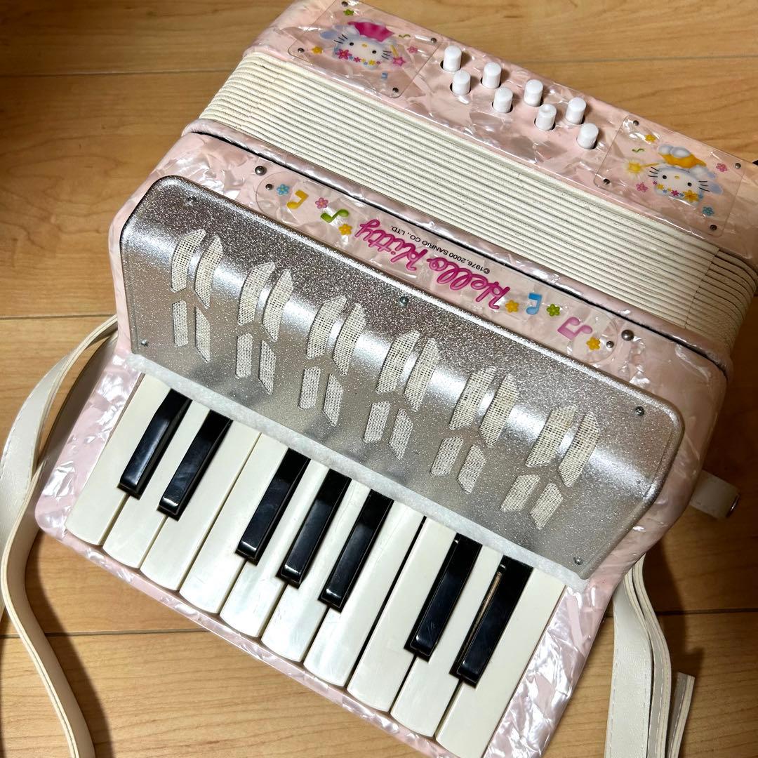 ハローキティ　Hello Kitty ミニアコーディオン ピンク　レトロ