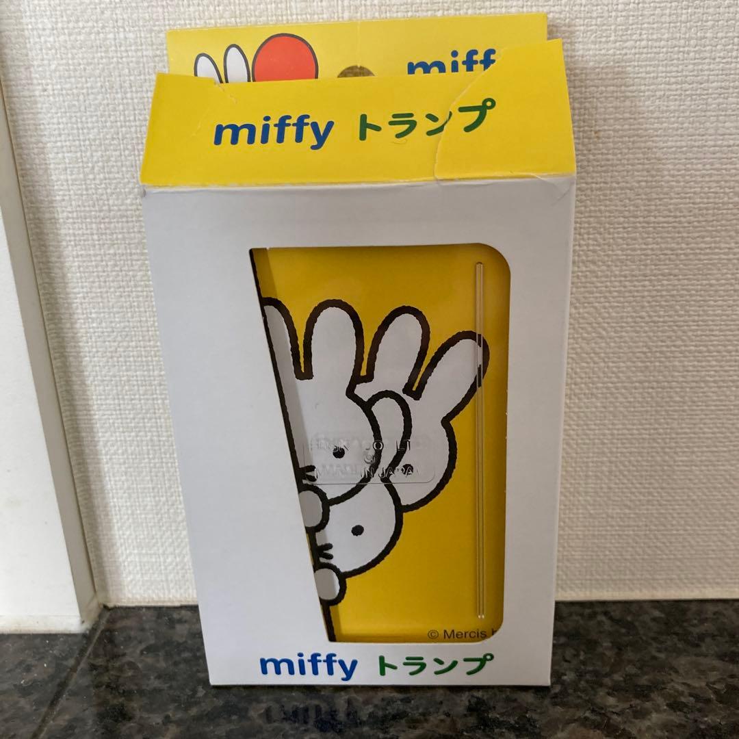 miffyトランプ　対象6歳以上カード５２枚とジョーカー二枚と白紙２枚