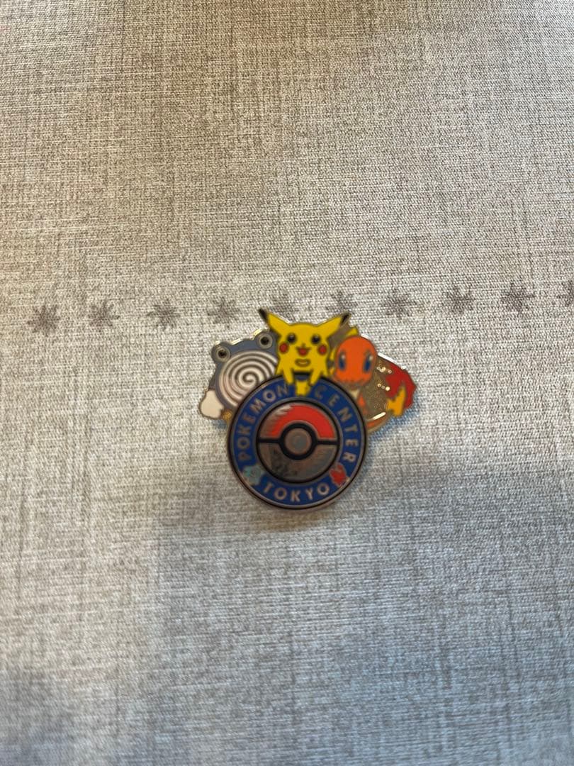 ポケモンセンタートウキョー　ピンバッジ　1998年有些许损伤或污渍