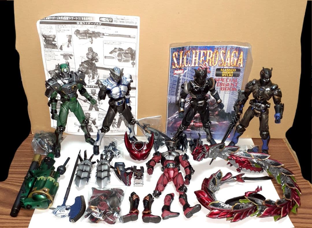 SIC 『仮面ライダー・龍騎』5体セット(ジャック)BANDAI;整体状态不佳