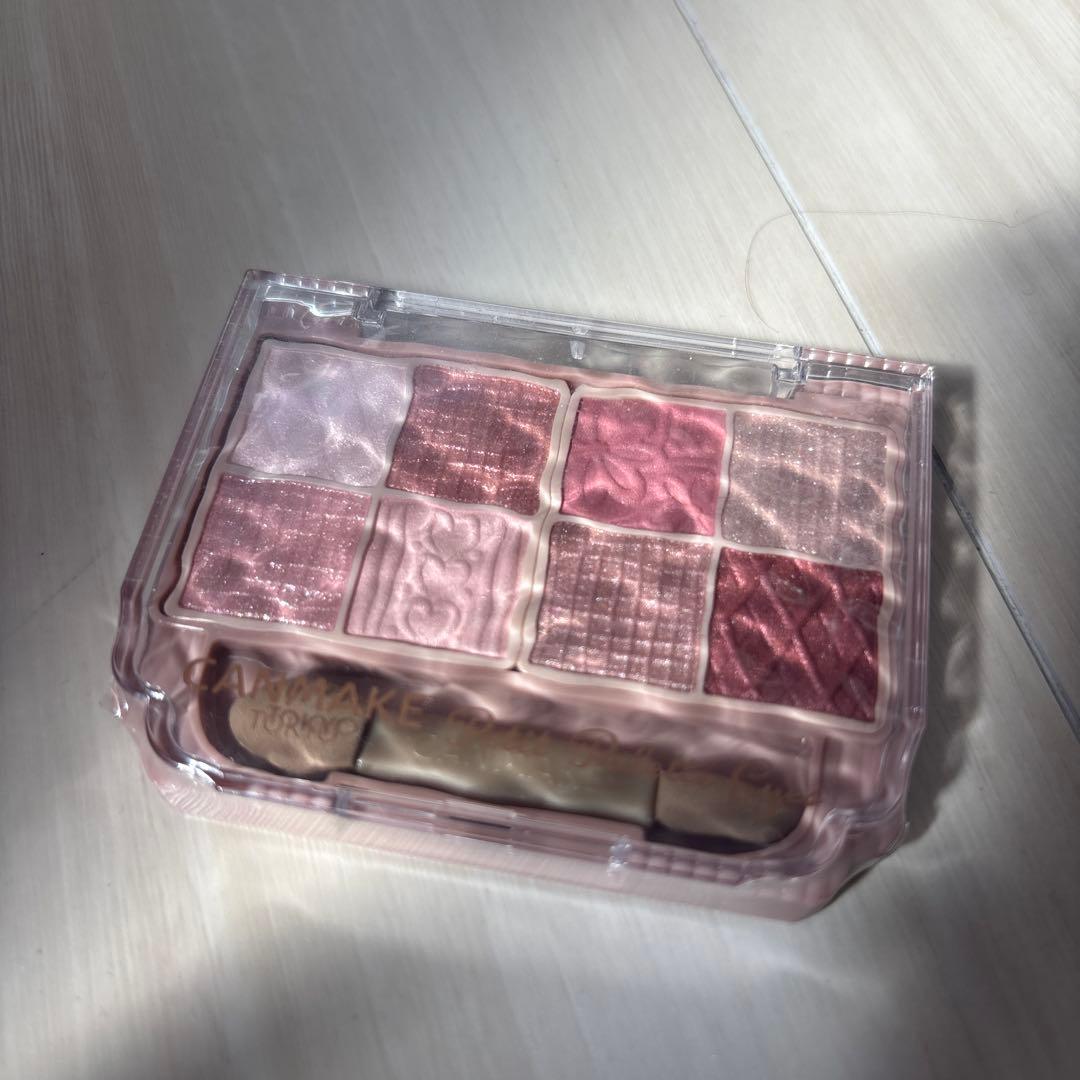 キャンメイク　プティパレットアイズ03