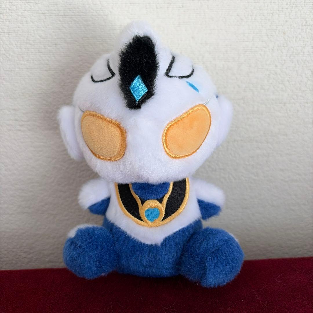 ウルトラマンアグル ふわふわ接近未使用